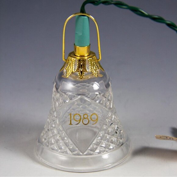 Hallmark Keepsake Magic Ornament Lighted Lead Crystal Holiday Bell 1989 - Picture 8 of 12